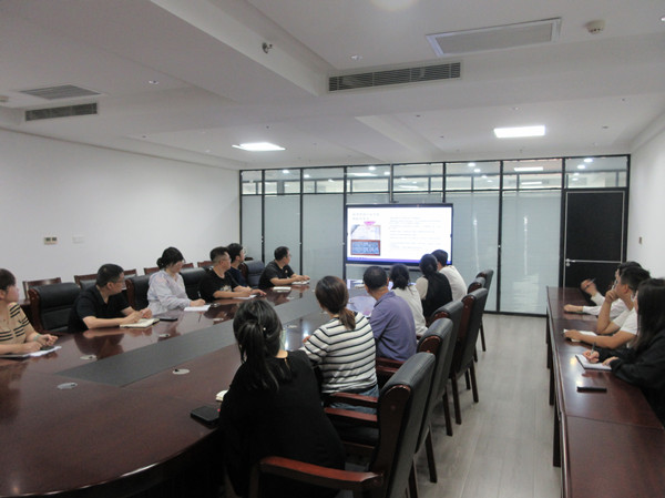 規(guī)范財(cái)務(wù)管理 強(qiáng)化合規(guī)意識(shí)  ——有色駝城舉辦財(cái)務(wù)管理專(zhuān)題培訓(xùn)會(huì)